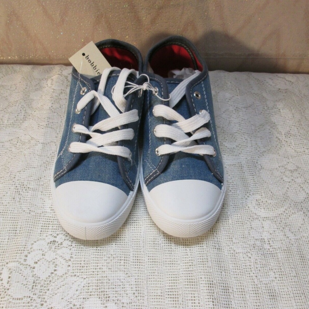 Play ground girls faded denim lace shoes new